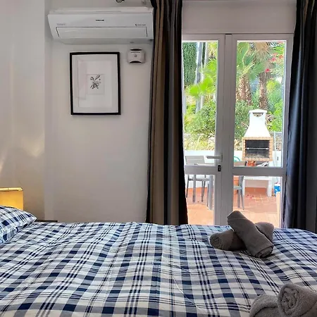 Fuer 3 Personen Ca 60 Qm In Nerja, Andalusien Costa Del Sol