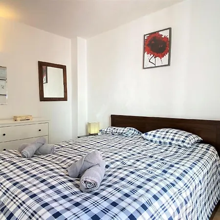 Fuer 3 Personen Ca 60 Qm In Nerja, Andalusien Costa Del Sol Nerja